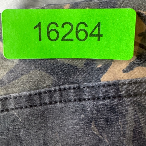 Quiksilver Highline Men's Hybrid Board Shorts Gray 38 Beach Surf Skateboard - Picture 12 of 12